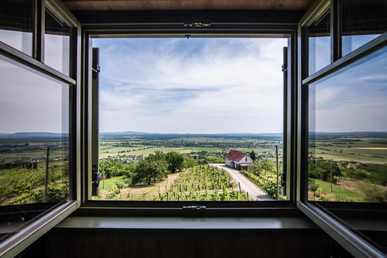 Apartamento NemCsuri Vendegház Somló Somlovasarhely Exterior foto